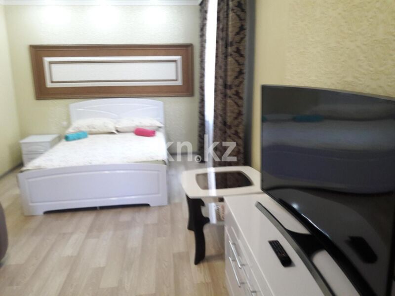 Аренда 1-комнатной квартиры посуточно, 32 м² - Аренда однокомнатных квартир посуточно в Караганде фото 3 из 5