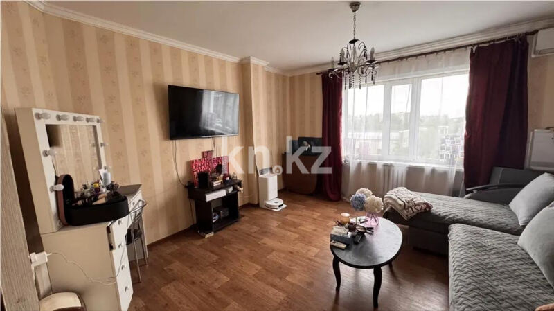 Продажа 2-комнатной квартиры, 64 м² - Продажа двухкомнатных квартир от собственников в Караганде - страница 26 фото 1 из 4