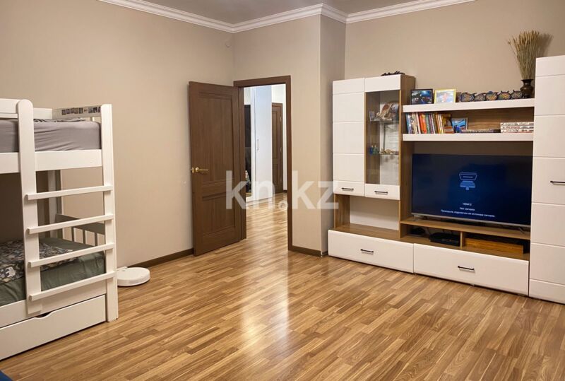 Продажа 2-комнатной квартиры, 70.3 м² - Продажа квартир в панельном доме в Астане - страница 6 фото 9 из 16