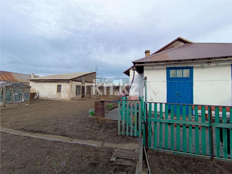 Продажа 4-комнатного дома, 78 м² - Продажа домов, коттеджей в Пришахтинске Караганды фото 2 из 17