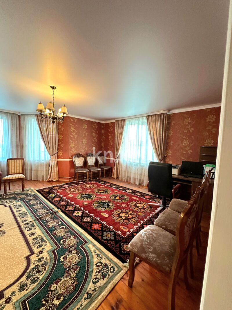 Продажа 10-комнатного дома, 294 м² - Продажа домов, коттеджей в Абайском р-не Шымкента фото 15 из 35