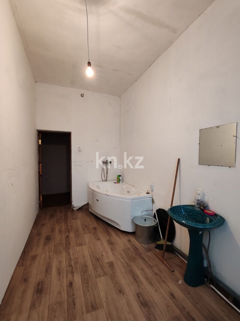 Продажа 6-комнатного дома, 203.4 м² - Недвижимость в Костанае фото 25 из 33