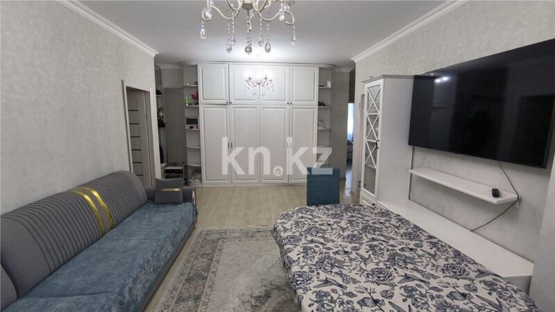 Продажа 3-комнатной квартиры, 80 м² - Продажа трехкомнатных квартир на Юго-Востоке Караганды - страница 2 фото 3 из 17