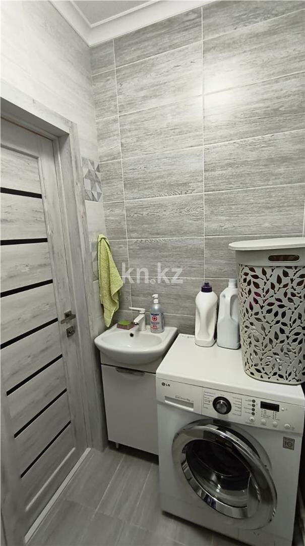 Продажа 2-комнатной квартиры, 59 м² - Продажа двухкомнатных квартир в монолитно-каркасном доме в Караганде - страница 3 фото 12 из 18