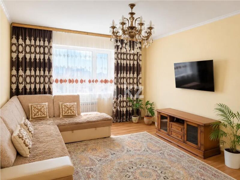 Продажа 2-комнатной квартиры, 76 м² - Продажа домов, коттеджей в Семее фото 1 из 5