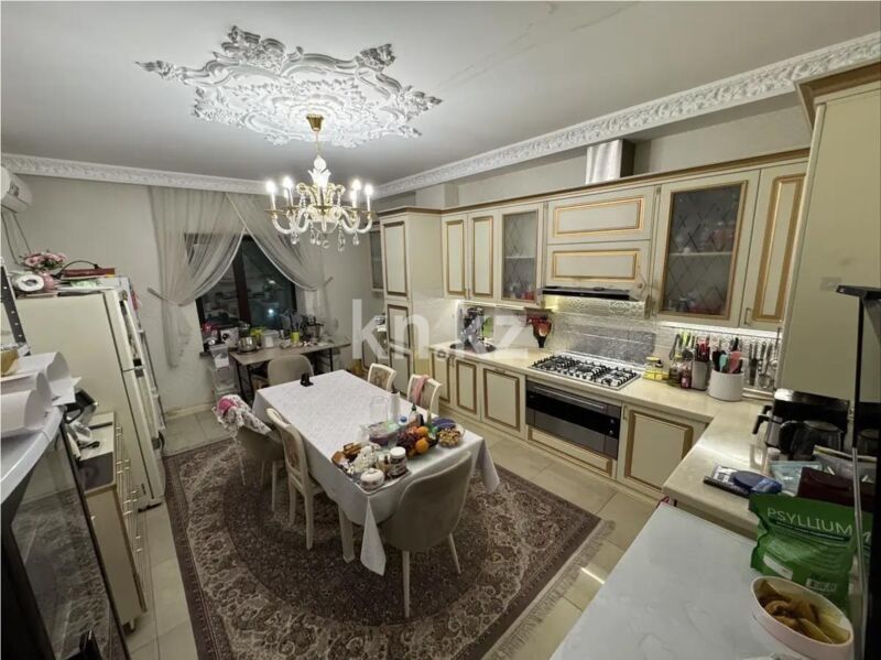 Продажа 4-комнатной квартиры, 210 м² - Продажа четырехкомнатных квартир в кирпичном доме в Казахстане - страница 8 фото 4 из 8