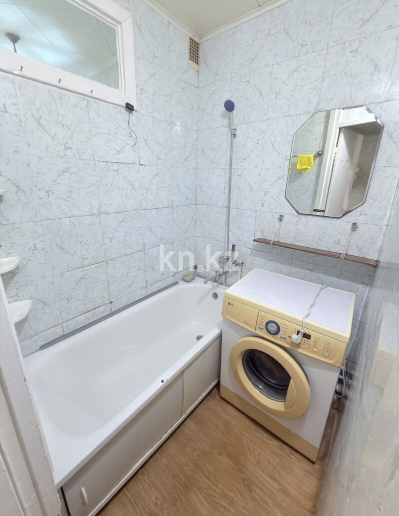 Продажа 2-комнатной квартиры, 45 м² - Продажа двухкомнатных квартир на Юго-Востоке Караганды - страница 15 фото 8 из 20
