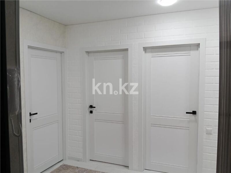 Продажа 3-комнатной квартиры, 62 м² - Продажа трехкомнатных квартир в панельном доме в Караганде - страница 11 фото 14 из 19