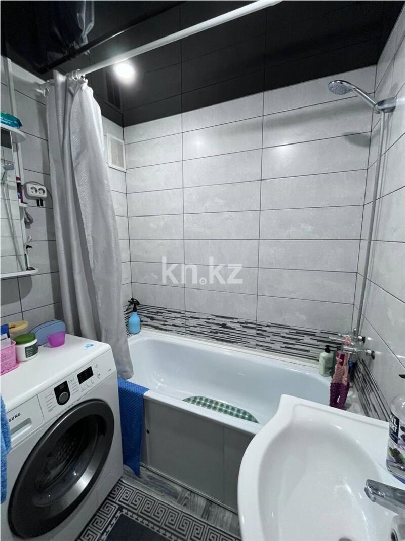 Продажа 3-комнатной квартиры, 61 м² - Продажа трехкомнатных квартир в Майкудуке Караганды - страница 9 фото 17 из 21