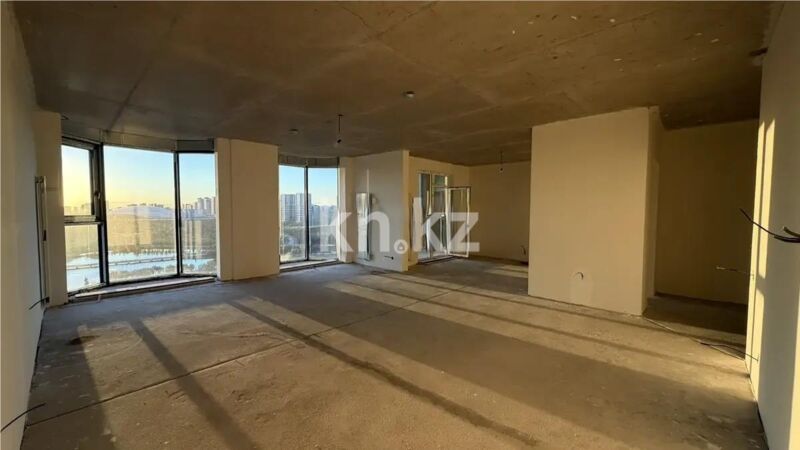 Продажа 4-комнатной квартиры, 185.5 м² - Продажа четырехкомнатных квартир в кирпичном доме в Казахстане - страница 6 фото 1 из 4