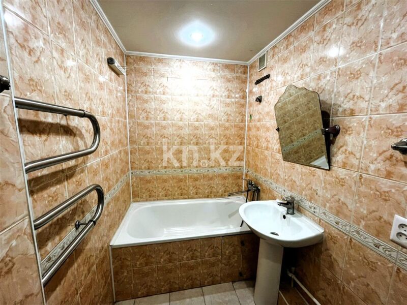 Продажа 2-комнатной квартиры, 42 м² - Продажа двухкомнатных квартир в Городе Караганды - страница 8 фото 7 из 14