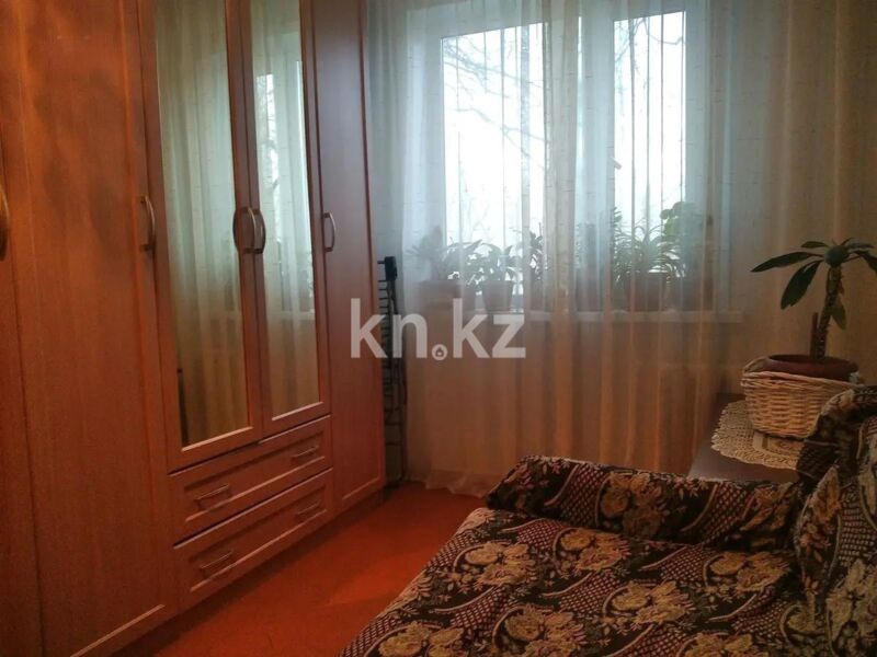 Продажа 3-комнатной квартиры, 57 м² - Продажа трехкомнатных квартир в Майкудуке Караганды - страница 4 фото 3 из 4