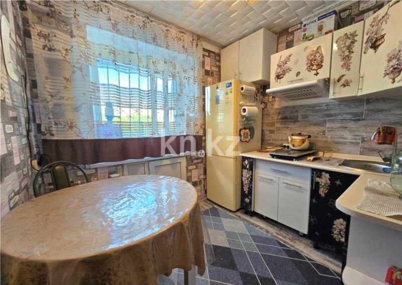 Продажа 3-комнатной квартиры, 58 м² - Продажа трехкомнатных квартир в Темиртау - страница 2 фото 7 из 11
