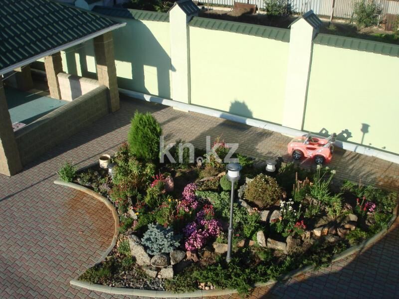 Продажа 10-комнатного дома, 367.5 м² - Продажа домов, коттеджей в Караганде - страница 2 фото 11 из 13