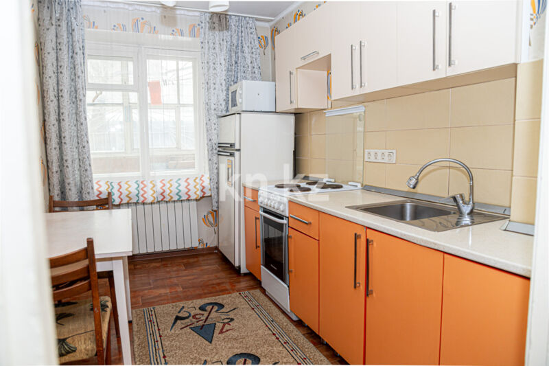 Продажа 2-комнатной квартиры, 50 м² - Продажа жилой и коммерческой недвижимости в Усть-Каменогорске фото 2 из 8