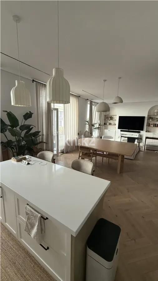 Продажа 4-комнатной квартиры, 154 м² - Продажа четырехкомнатных квартир в Алматы - страница 19 фото 1 из 2