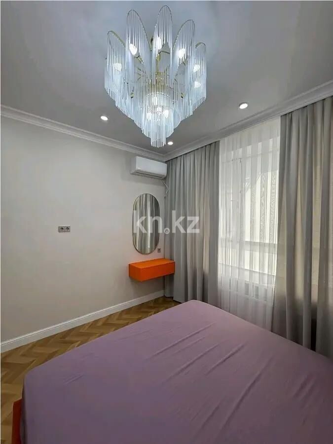 Продажа 4-комнатной квартиры, 133 м² - Продажа четырехкомнатных квартир в блочном доме в Казахстане - страница 6 фото 1 из 7