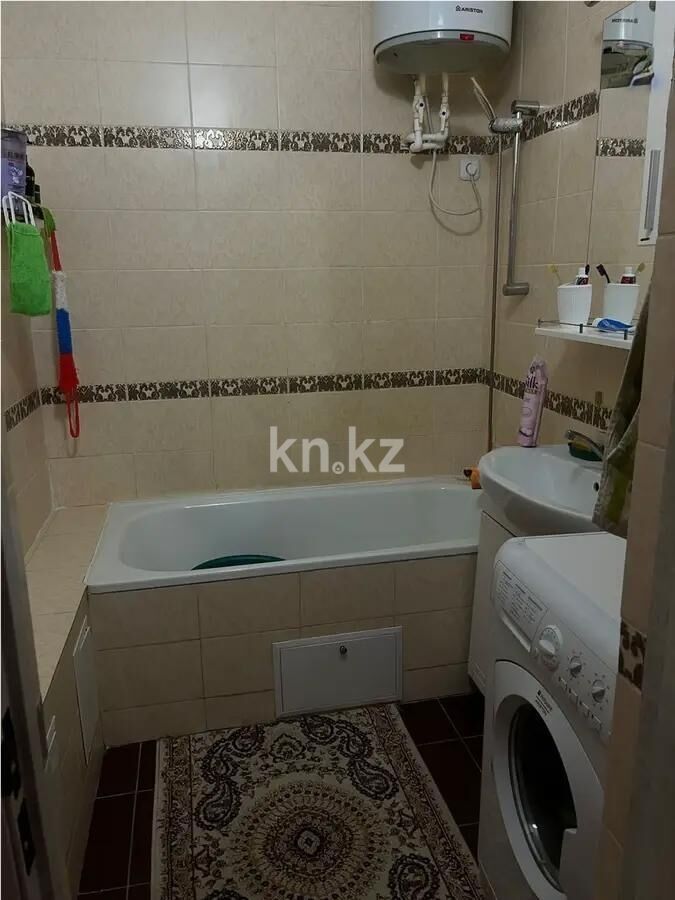 Продажа 1-комнатной квартиры, 65 м² - Продажа однокомнатных квартир в панельном доме в Караганде - страница 4 фото 3 из 4