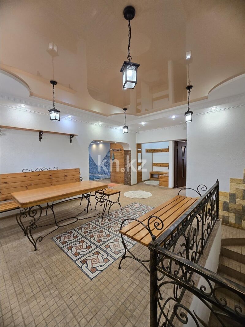 Продажа 6-комнатного дома, 274 м² - Продажа домов, коттеджей в Караганде - страница 4 фото 34 из 38