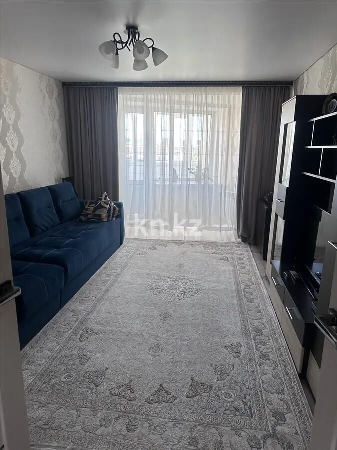 Продажа 3-комнатной квартиры, 60 м² - Продажа трехкомнатных квартир в Майкудуке Караганды - страница 4 фото 1 из 8