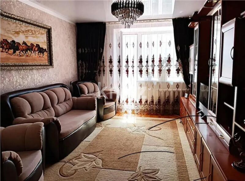 Продажа 3-комнатной квартиры, 60 м² - Продажа трехкомнатных квартир в Шахтинске - страница 2 фото 1 из 7