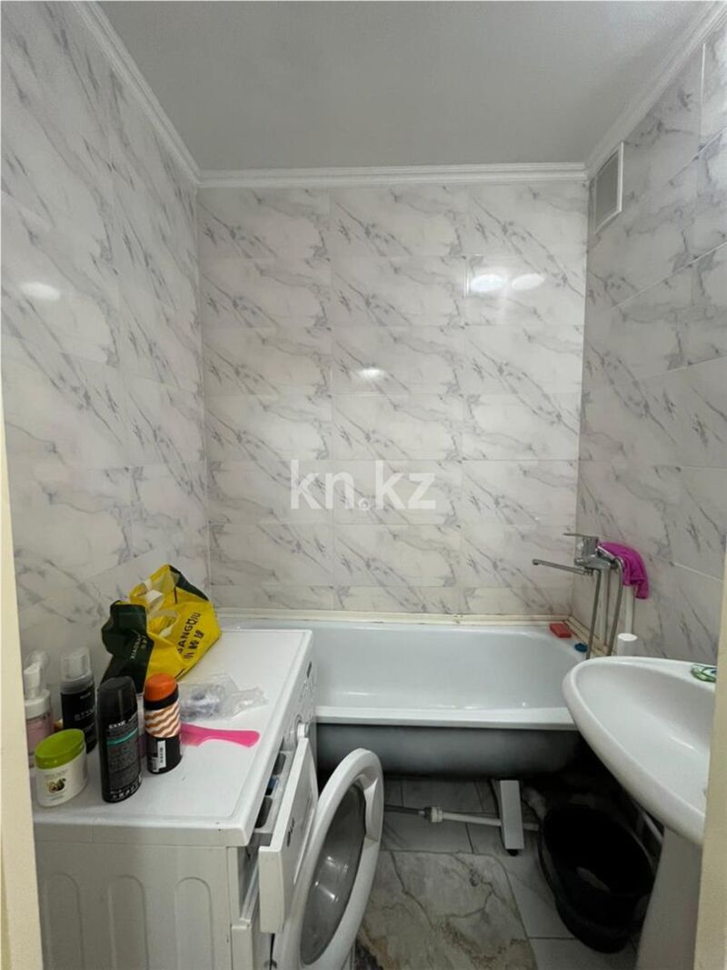 Продажа 1-комнатной квартиры, 42 м² - Продажа однокомнатных квартир в панельном доме в Караганде - страница 9 фото 8 из 12