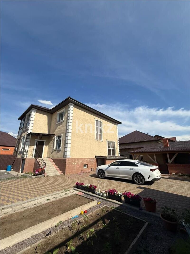 Продажа 5-комнатного дома, 213 м² - Продажа домов, коттеджей в Караганде фото 1 из 27
