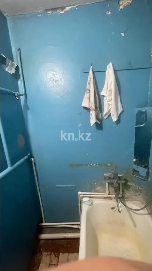 Продажа 3-комнатной квартиры, 48 м² - Продажа трехкомнатных квартир в Майкудуке Караганды - страница 7 фото 4 из 6