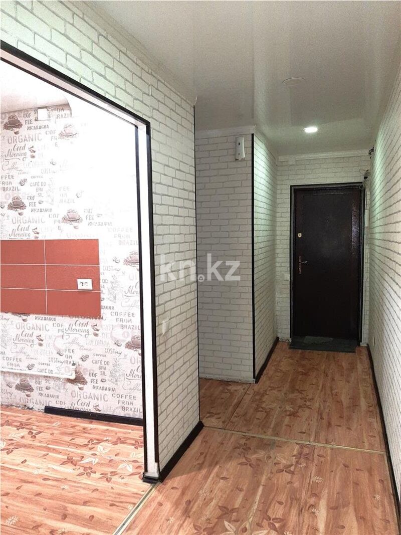 Продажа 3-комнатной квартиры, 59 м² - Продажа квартир в блочном доме в Темиртау - страница 3 фото 10 из 12