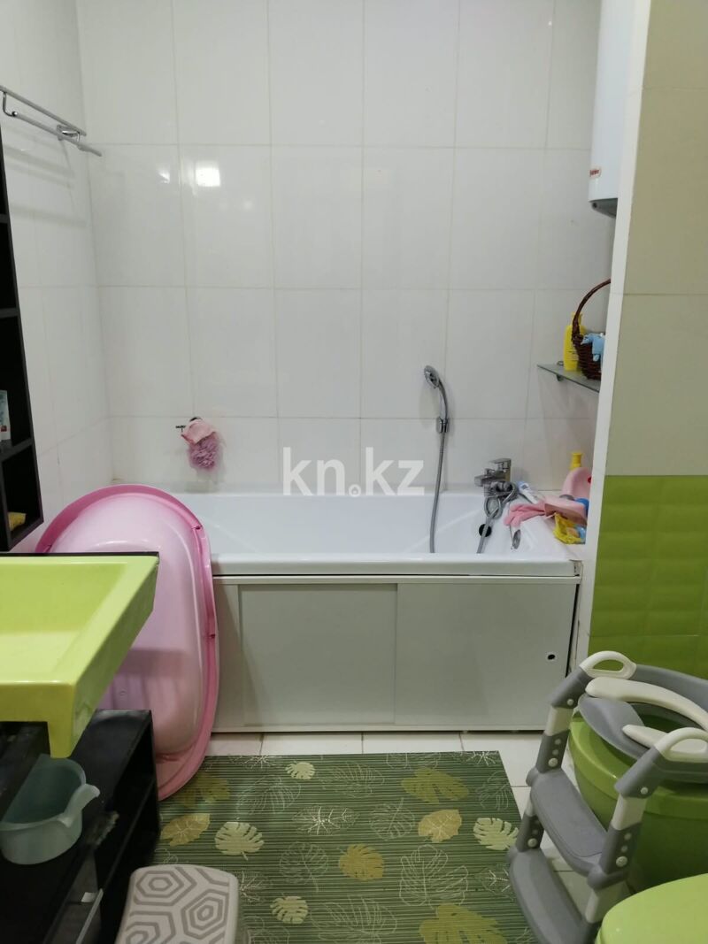 Продажа 5-комнатной квартиры, 190 м² - Продажа квартир в кирпичном доме в Казахстане - страница 47 фото 4 из 12