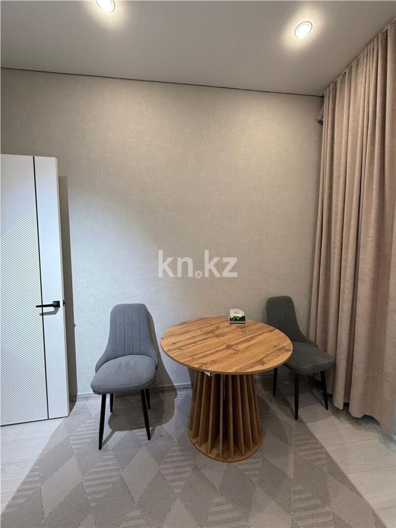 Продажа 1-комнатной квартиры, 37 м² - Продажа однокомнатных квартир на Юго-Востоке Караганды - страница 2 фото 4 из 7