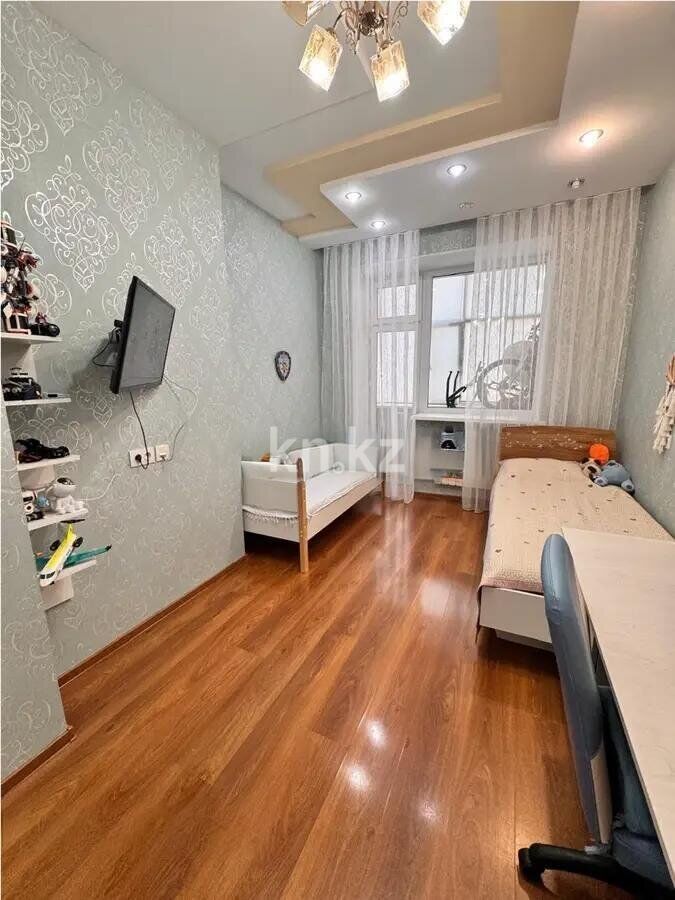 Продажа 4-комнатной квартиры, 100 м² - Продажа недвижимости в Караганде - страница 2 фото 4 из 10