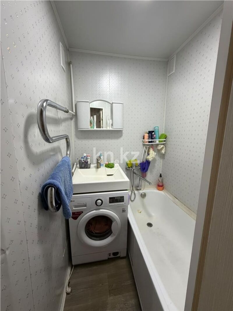 Продажа 3-комнатной квартиры, 62 м² - Продажа трехкомнатных квартир на Юго-Востоке Караганды - страница 13 фото 6 из 15