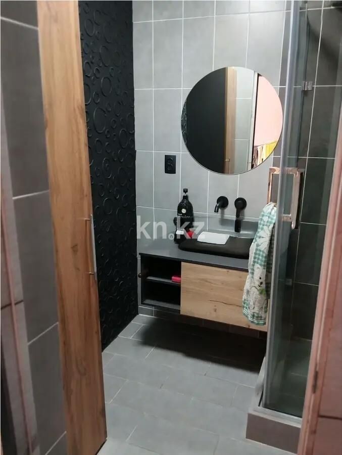 Продажа 3-комнатной квартиры, 68 м² - Продажа трехкомнатных квартир в Караганде - страница 2 фото 2 из 4