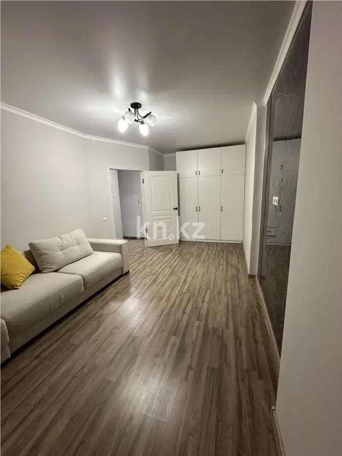 Продажа 3-комнатной квартиры, 49 м² - Продажа трехкомнатных квартир в монолитно-каркасном доме в Алматы фото 2 из 6