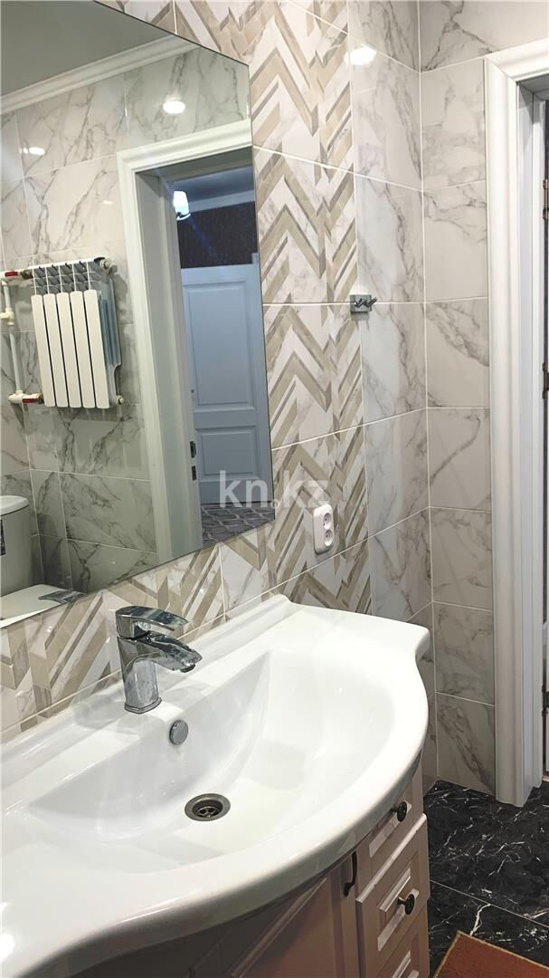 Продажа 5-комнатной квартиры, 172 м² - Продажа квартир в Майкудуке Караганды - страница 41 фото 20 из 34