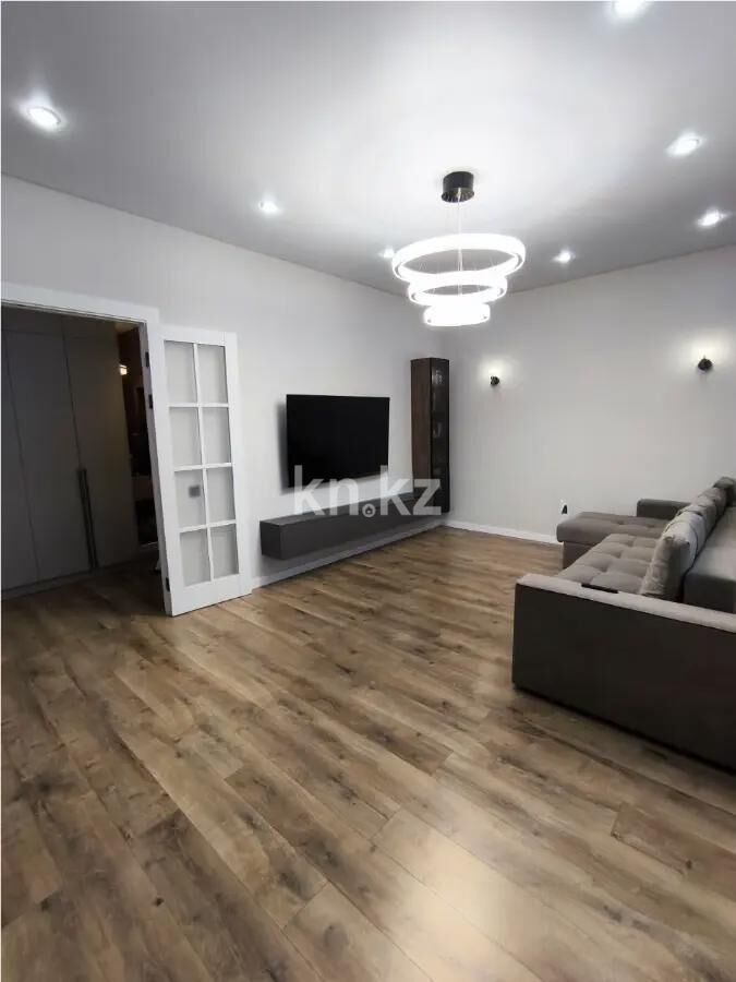 Продажа 3-комнатной квартиры, 93 м² - Продажа трехкомнатных квартир в кирпичном доме в Казахстане - страница 2 фото 1 из 4