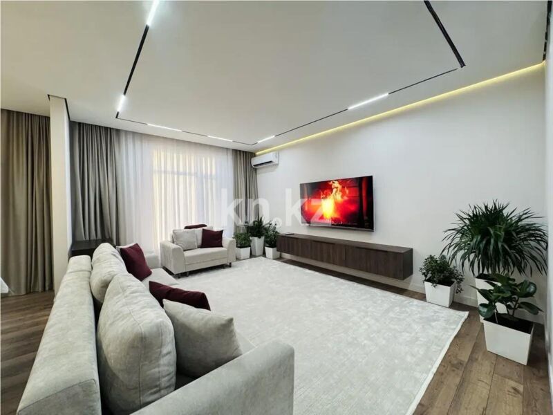 Продажа 5-комнатной квартиры, 140 м² - Продажа пятикомнатных и более квартир в Астане фото 1 из 11