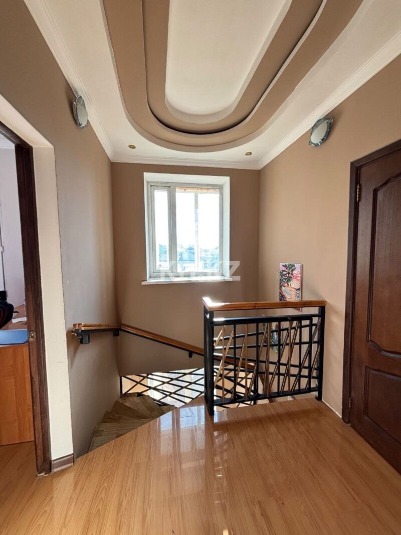 Продажа 7-комнатного дома, 297 м² - Продажа домов, коттеджей в Казахстане - страница 5 фото 2 из 24