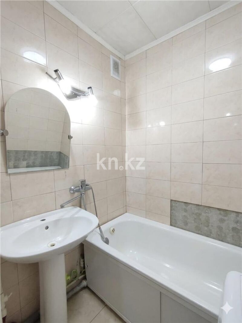 Продажа 1-комнатной квартиры, 42 м² - Продажа однокомнатных квартир в панельном доме в Караганде - страница 9 фото 5 из 7