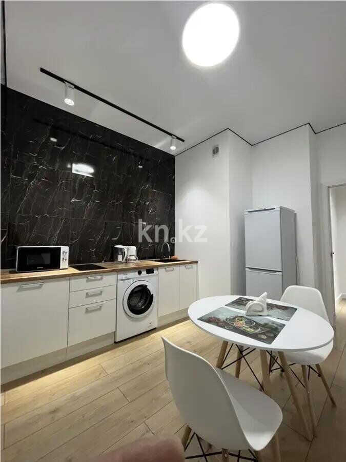 Продажа 1-комнатной квартиры, 42 м² - Продажа однокомнатных квартир от собственников в Казахстане - страница 53 фото 2 из 4