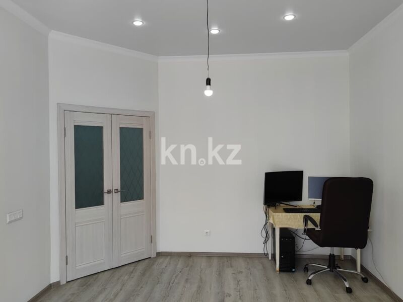 Продажа 2-комнатной квартиры, 63.4 м² - Продажа двухкомнатных квартир в кирпичном доме в Караганде - страница 8 фото 15 из 40
