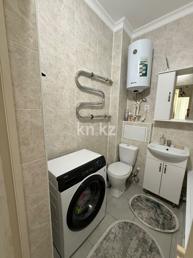 Продажа 2-комнатной квартиры, 60 м² - Продажа квартир на Юго-Востоке Караганды - страница 3 фото 12 из 18