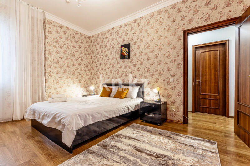 Аренда 3-комнатной квартиры посуточно, 130 м² - Аренда квартир посуточно в р-не Есиль Астаны фото 30 из 37