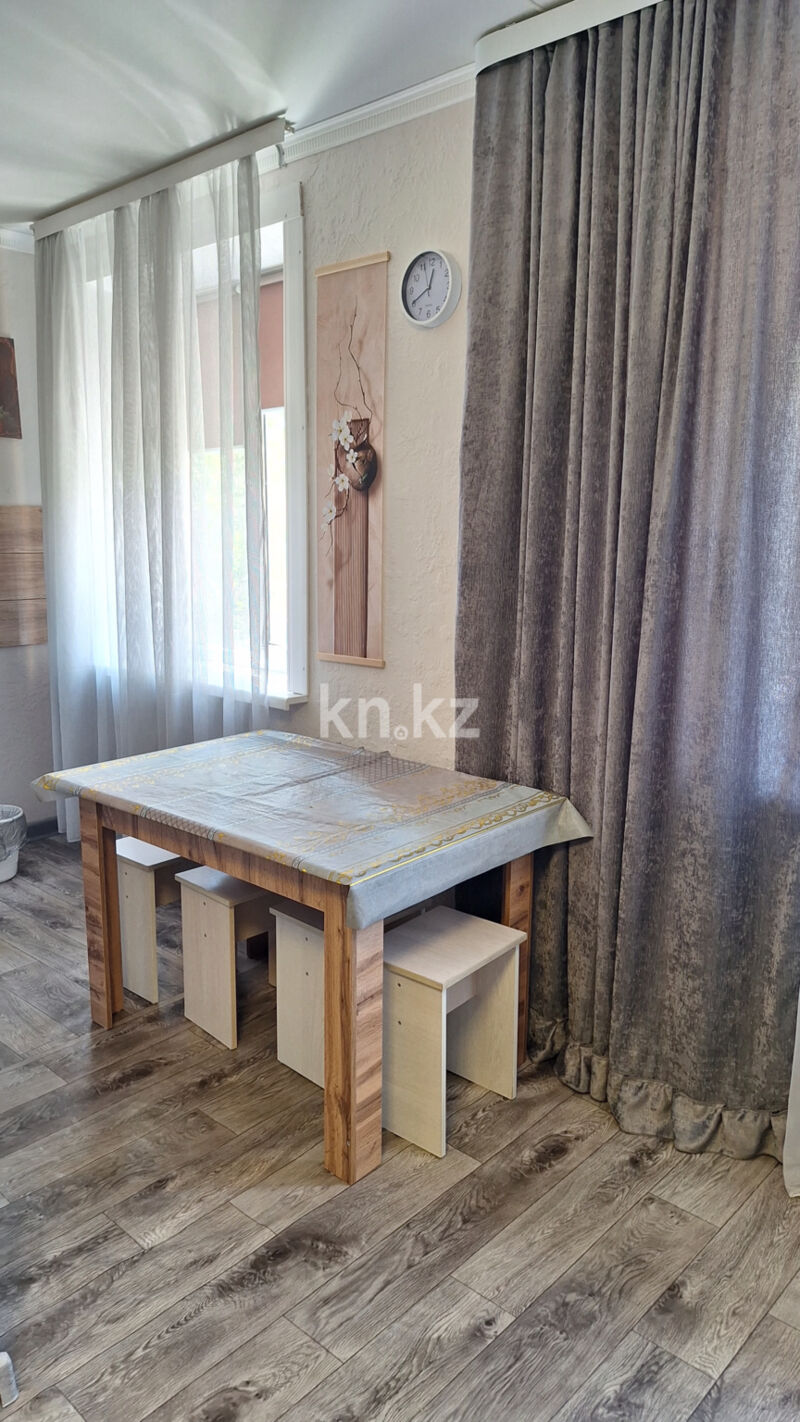Аренда 2-комнатной квартиры посуточно, 47 м² - Аренда двухкомнатных квартир посуточно в Казахстане фото 8 из 10