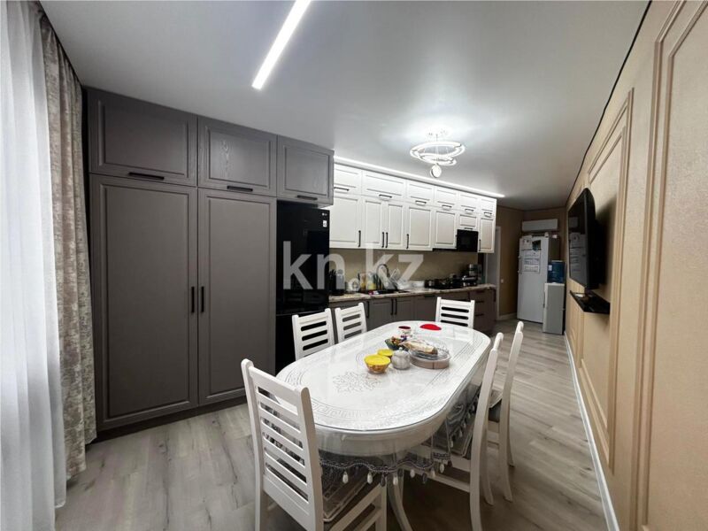 Продажа 5-комнатной квартиры, 96 м² - Продажа квартир в Майкудуке Караганды - страница 38 фото 13 из 20