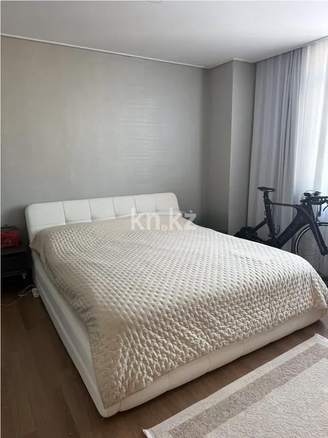 Продажа 4-комнатной квартиры, 130 м² - Продажа четырехкомнатных квартир в блочном доме в Казахстане - страница 10 фото 2 из 6