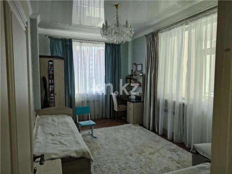 Продажа 4-комнатной квартиры, 145 м² - Продажа четырехкомнатных квартир в блочном доме в Казахстане - страница 4 фото 4 из 9
