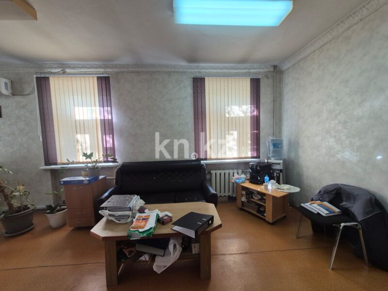 Продажа здания, 1040 м² - Продажа зданий в Казахстане - страница 2 фото 2 из 5