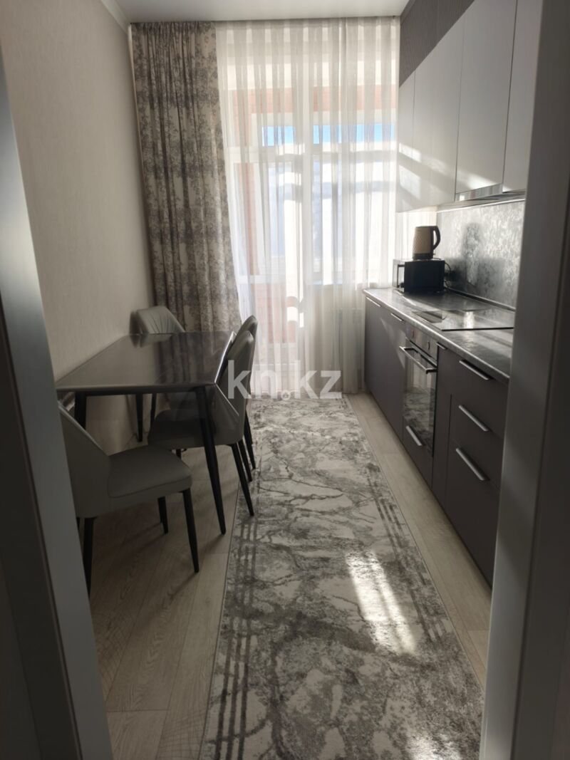 Аренда 1-комнатной квартиры, 43 м² - Аренда квартир помесячно в Астане - страница 2 фото 1 из 10